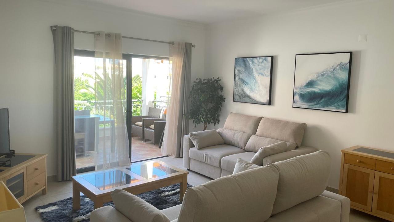 Amazing 2 Bedroom Apartment Near Beach With Pool لاغوس المظهر الخارجي الصورة