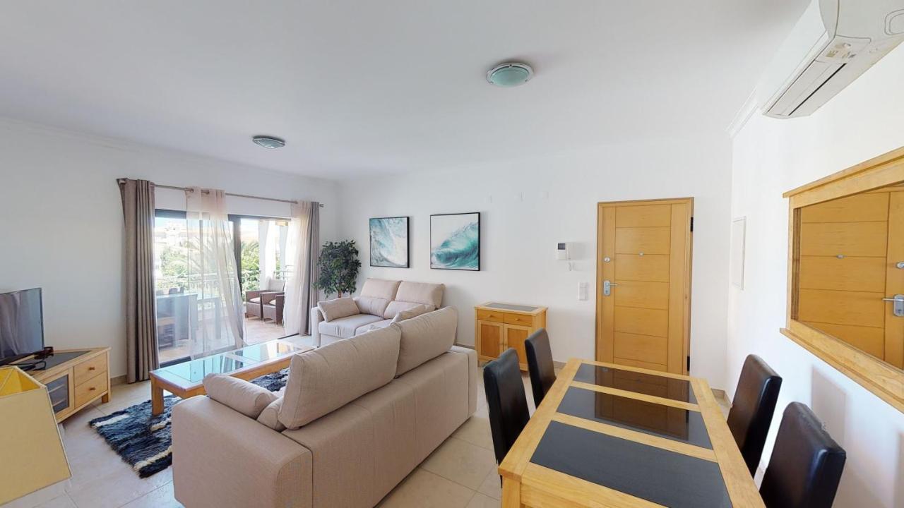 Amazing 2 Bedroom Apartment Near Beach With Pool لاغوس المظهر الخارجي الصورة