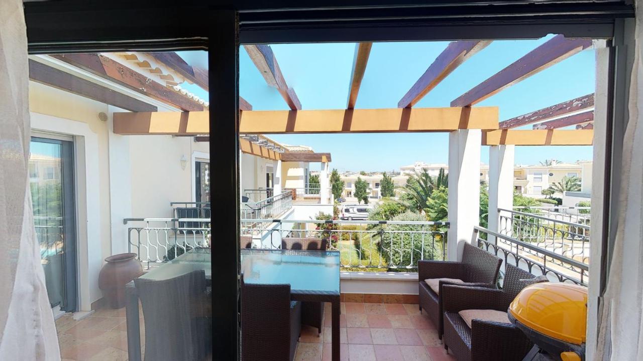 Amazing 2 Bedroom Apartment Near Beach With Pool لاغوس المظهر الخارجي الصورة